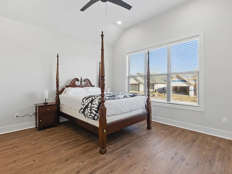 117 Edgewood Cir — Photo 17
