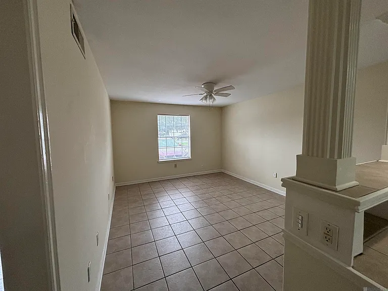 445 W Parker Blvd #3 — Photo 4