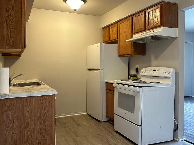 43780 Freeway Dr #101 — Photo 3