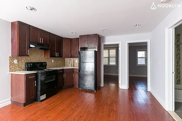 Rented by Nooklyn NYC LLC | media 30