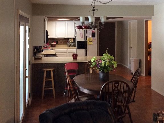 2nd image of 402 W Magnolia St