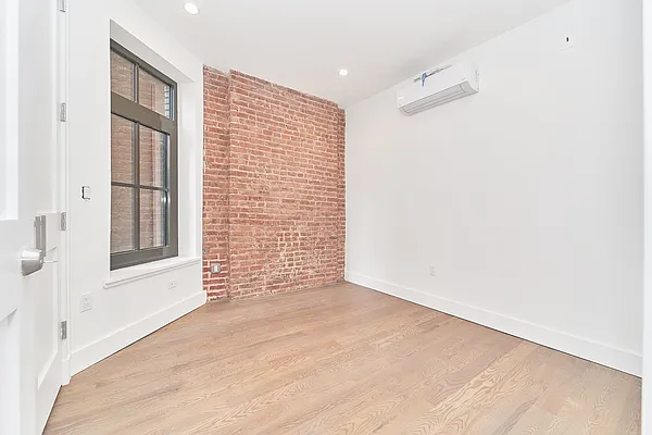 Rented by Brown Harris Stevens | media 20