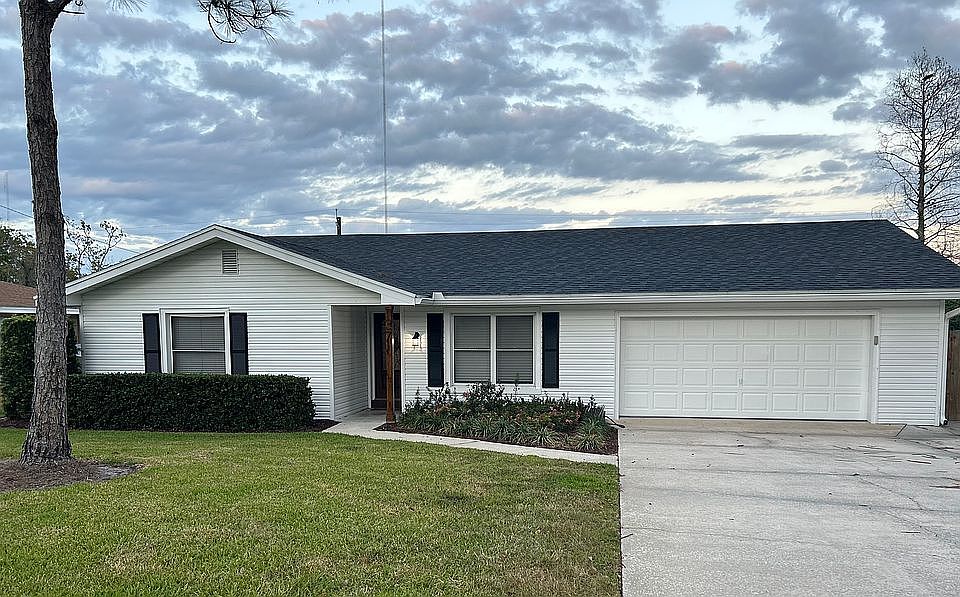 1st image of 37 Lake Link Cir SE