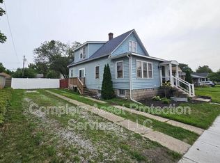 1033 170th St #2, Hammond, IN 46324