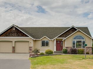 7289 Kickerville Rd, Ferndale, WA 98248