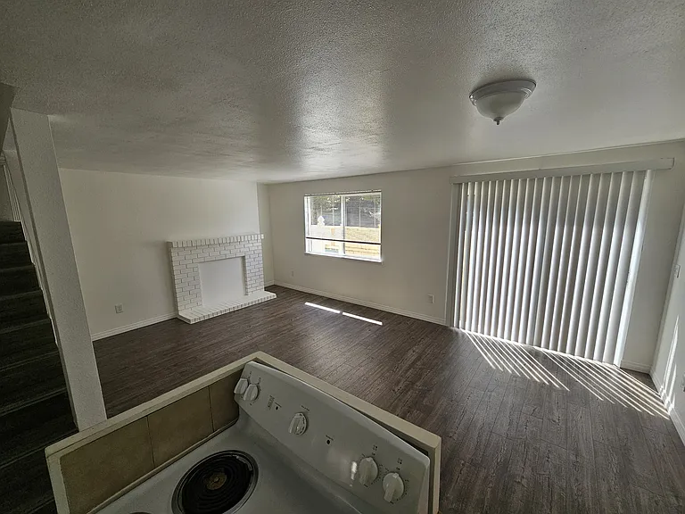 224 Little St SE #1 — Photo 11