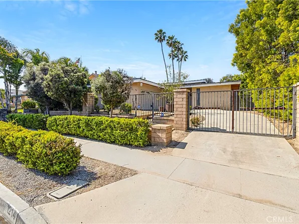 1214 Mulberry Ln, Corona, CA 92879