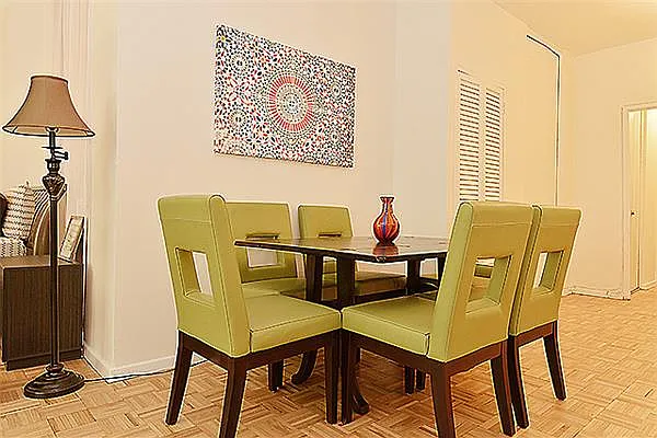 Sold by R New York | media 3