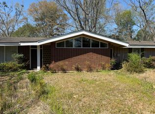 806 W Jefferson St, Aberdeen, MS 39730