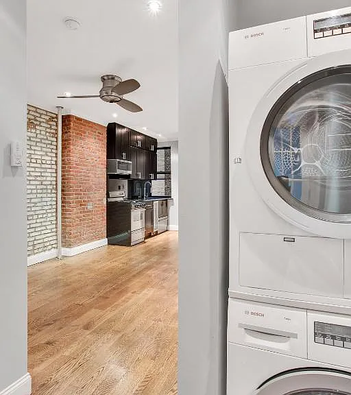 436 W 52nd St #7C — Photo 3