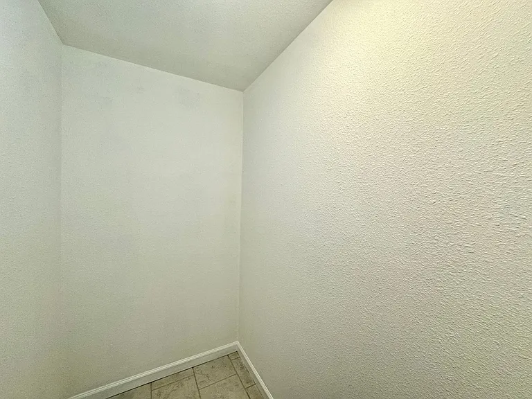 14556 NE 31st St #G103 — Photo 11