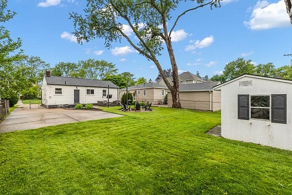 2842 Oakshire Ave — Photo 12