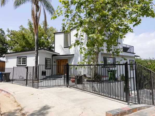 3008 Passmore Dr, Los Angeles, CA 90068