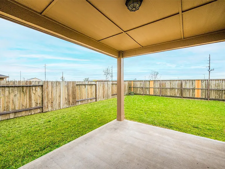 7106 Montclair Peak Ln — Photo 18