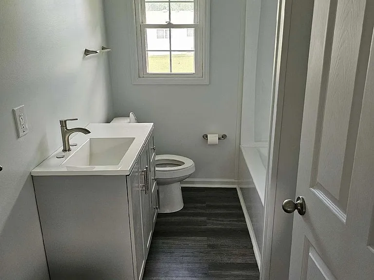181 Spaulding Dr — Photo 2