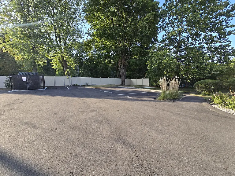 288 Pleasant St #7 — Photo 23