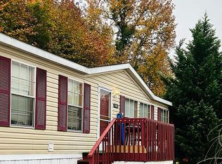 1326 High Cliffs Rd, Kannapolis, NC 28081