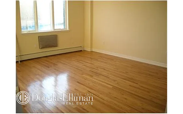 Rented by Douglas Elliman | media 71