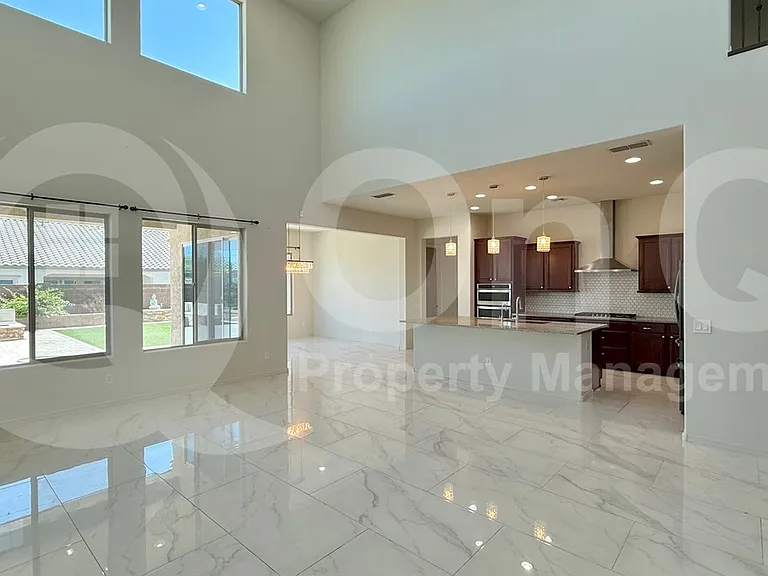 9707 W Patrick Ln — Photo 3