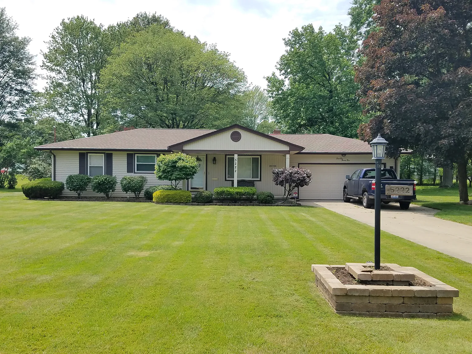 5222 Sheridan Rd photo 1