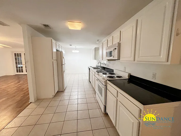 132 Cabana Way — Photo 7