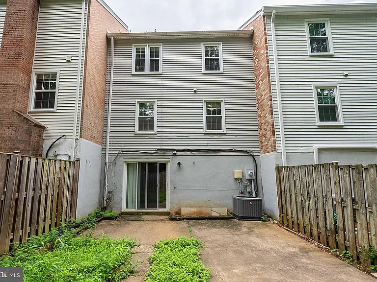 7746 Brandeis Way — Photo 38