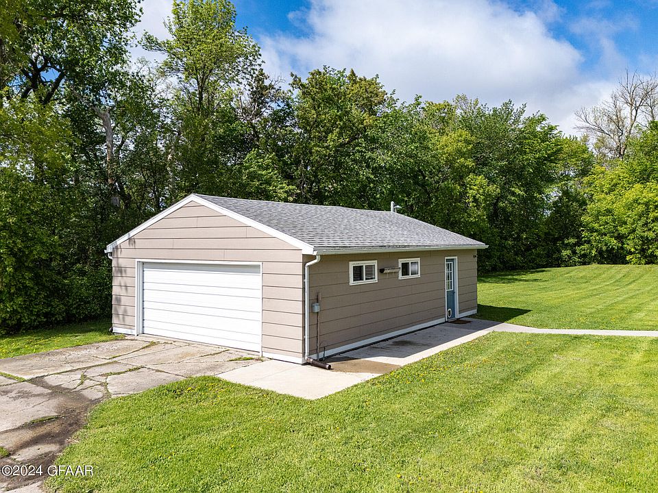 33869 330th St SW, Climax, MN 56523 Zillow