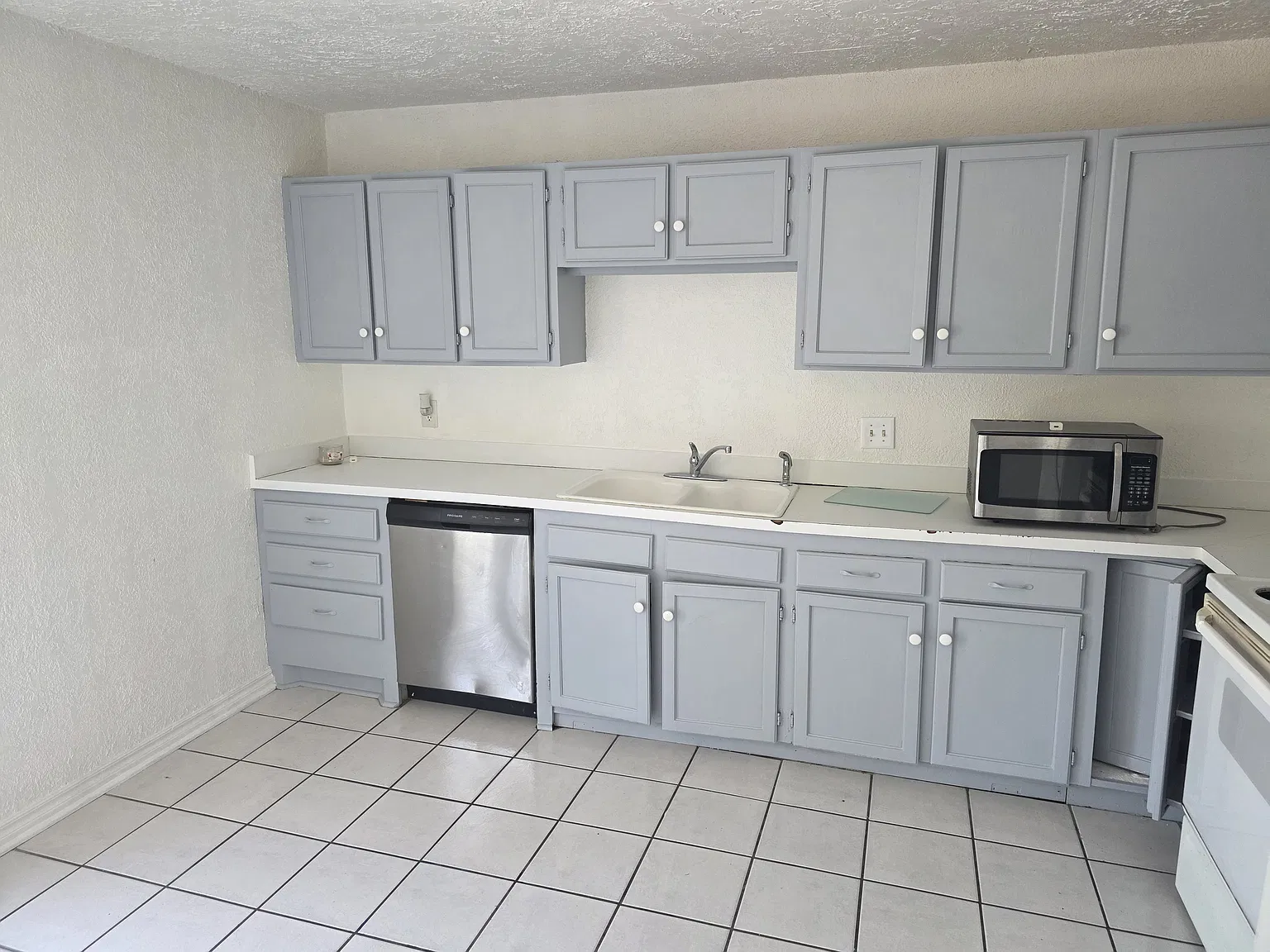 2 bed, 1156 sqft, $950 — Photo 1