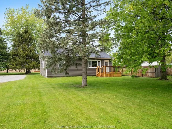 10481 Longwoods Rd, Chatham Kent, ON N7M 5J7