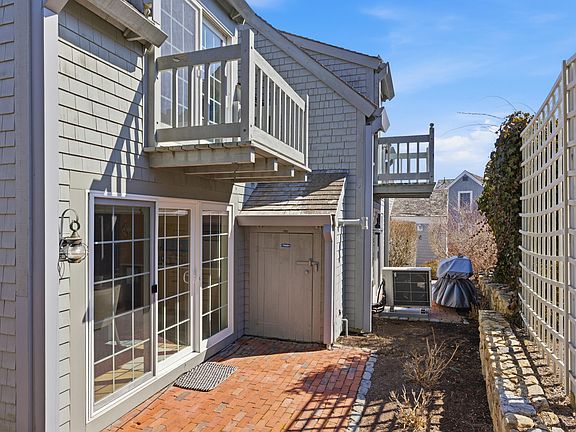 5th image of 5 Hydrangea Lane #782