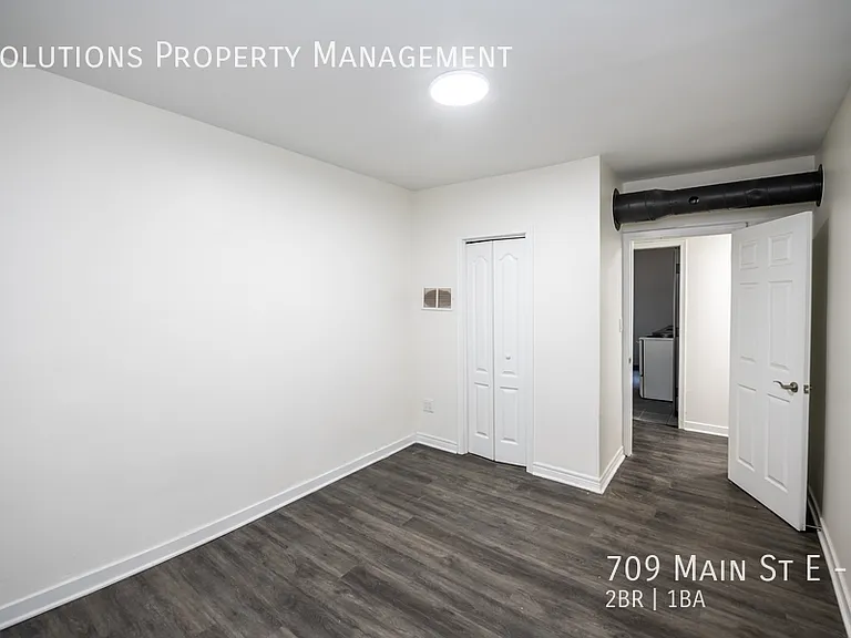 709 Main St E #3 — Photo 12