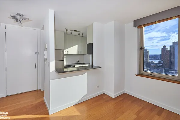 Rented by Brown Harris Stevens | media 4