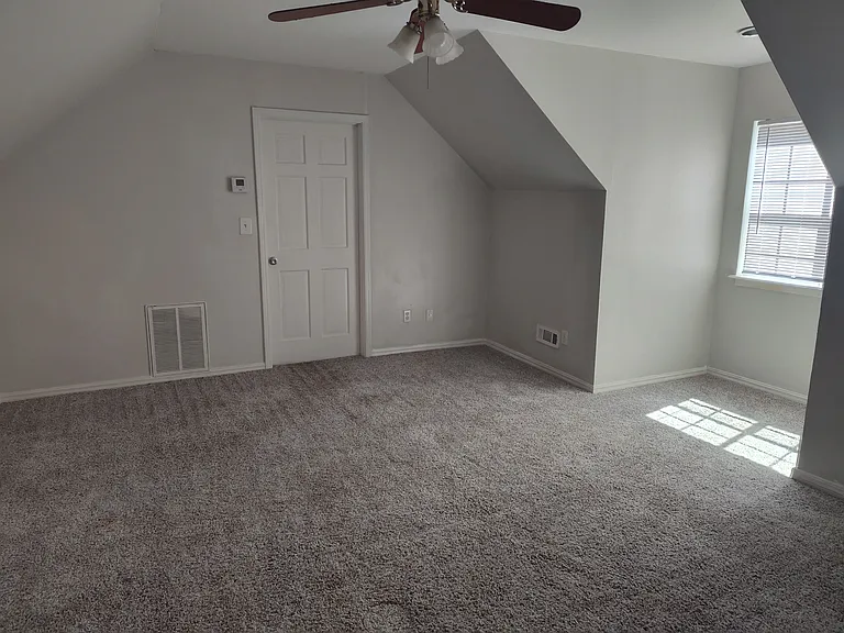7817 S College Ave — Photo 11