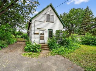 1216 County Road C E, Maplewood, MN 55109