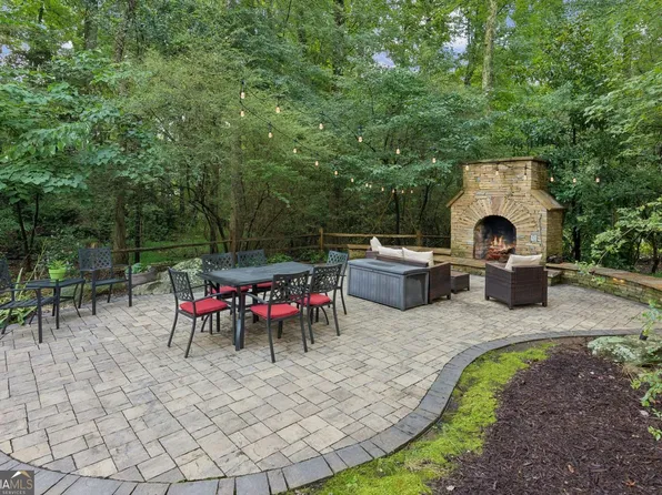 3525 Chartwell Blvd, Suwanee, GA 30024