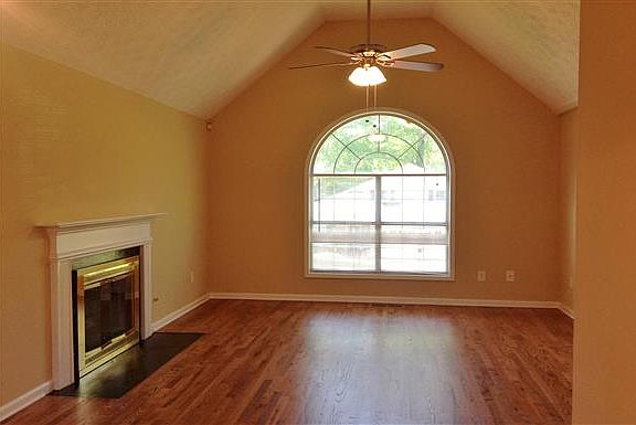 5th image of 2700 Ashbury Point Ln