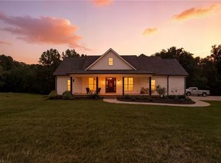 884 Pine Ridge Rd, Lexington, NC 27295