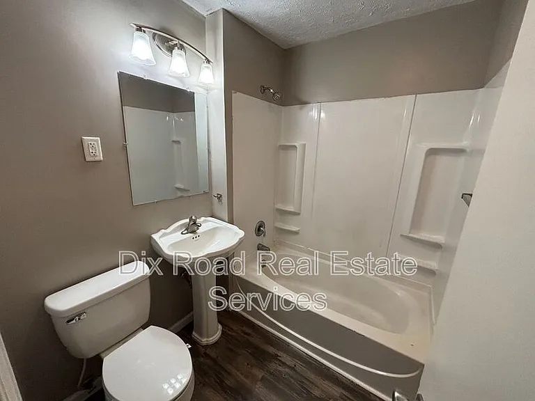 3626 Runyon Ave — Photo 15