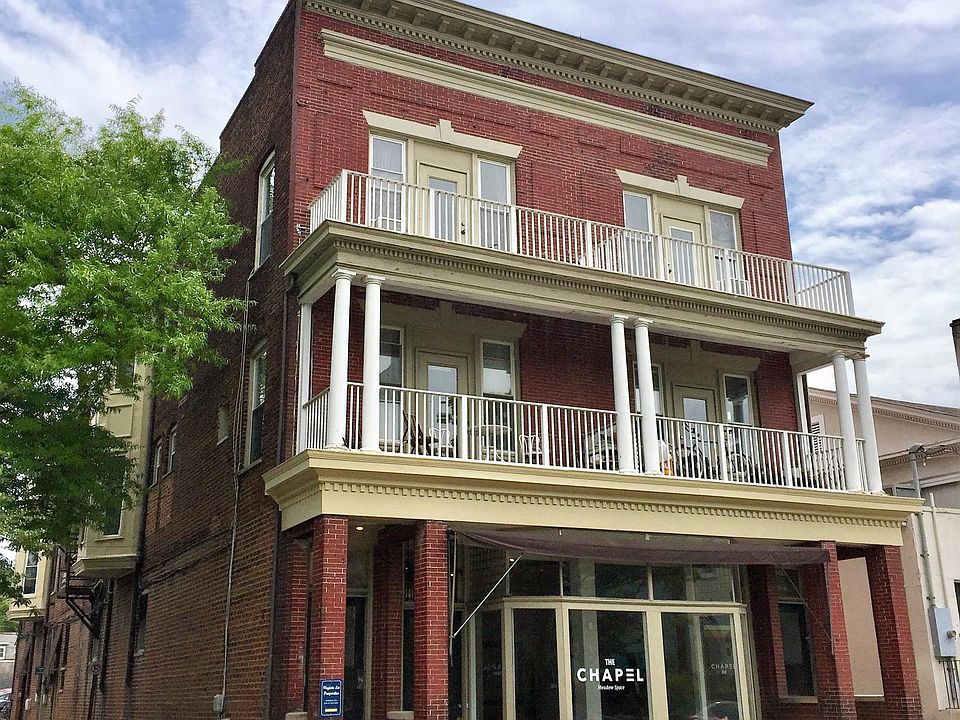 1st image of 511 N Meadow St APT 303