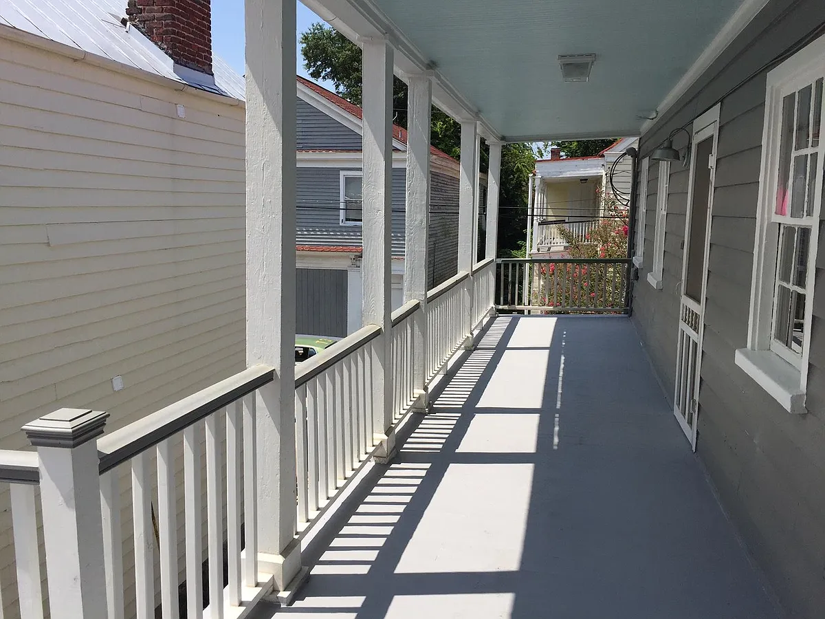 Building Photo - 66 Ashe St #B