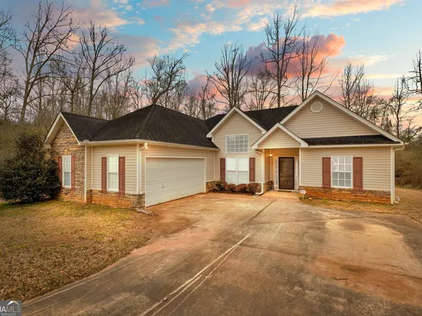 104 Autumn Ridge Dr, Griffin, GA 30224