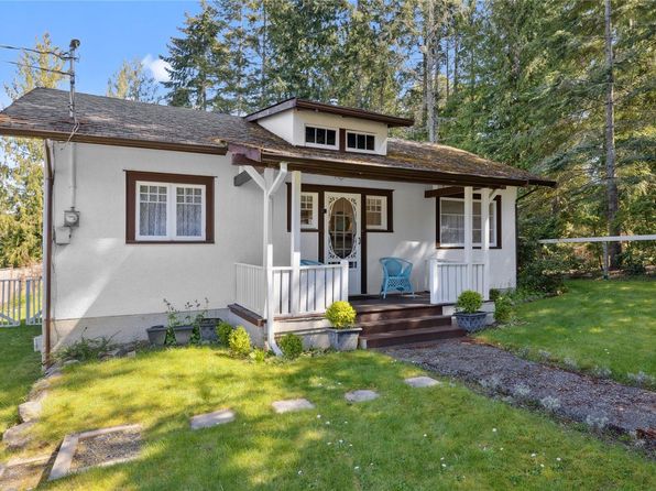 634 Jones St, Qualicum Beach, BC V9K 1H2