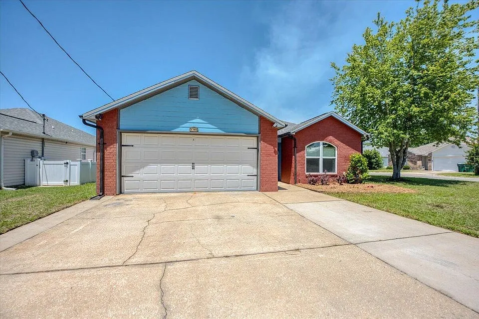 1765 Old Ranch Rd