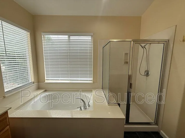 1830 Persimmon Way — Photo 27