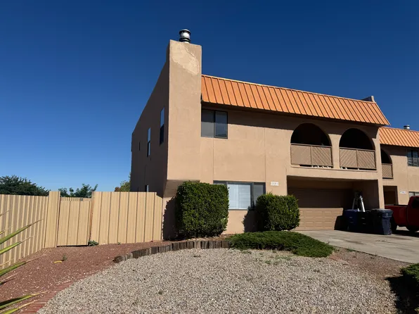 2801 Nakomis Dr NE, Albuquerque, NM 87112