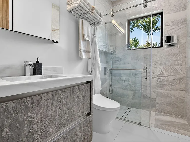 334 Isle Of Capri Dr — Photo 78