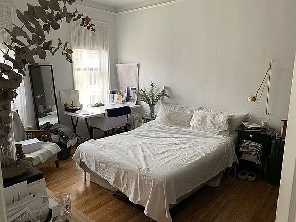 3rd image of 302 E 3rd St APT 4A
