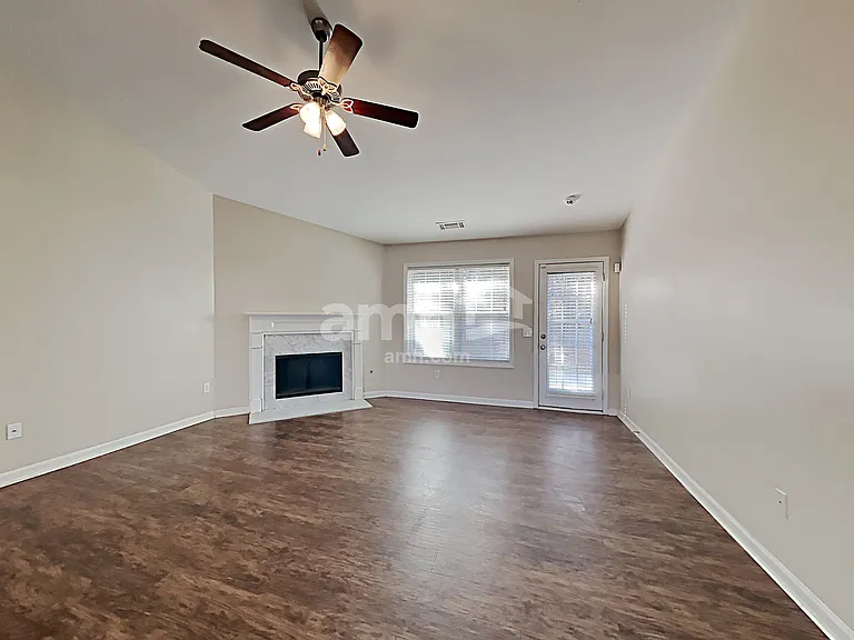 3815 Hawk Tail Dr — Photo 4