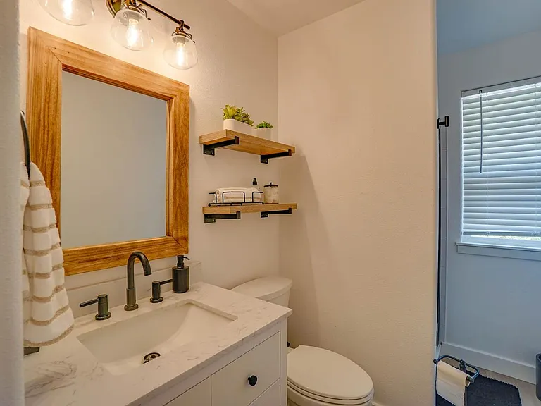 4013 NW 14th Ave — Photo 38