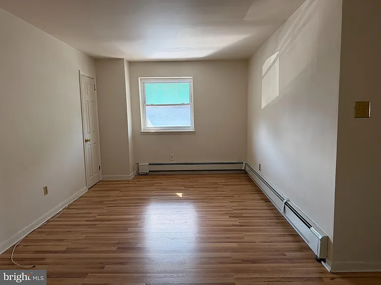 319 Meetinghouse Ln — Photo 21